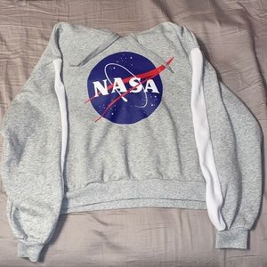 Gray & White H$M NASA Cropped Pullover Hoodie